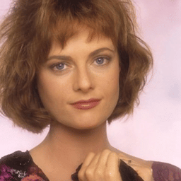  Lisa Blount