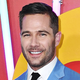 Luke Macfarlane