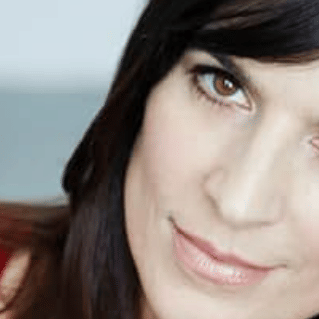 Perrey Reeves